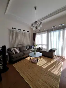 Rumah Furnished Ada Bathub di Taman Kopo Indah 3