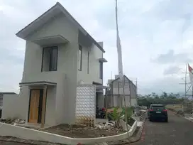 Villa Minimalis di Batu, Lokasi Tenang & Akses Mudah ke Tempat Wisata!