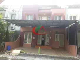 Rumah 2 Lantai di Raffles Hills Cibubur