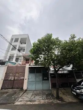 Dijual Rumah 2 lt di Laksa Jembatan 5, lt 117 m2 lb 204 m2 ada 3 kt 2!