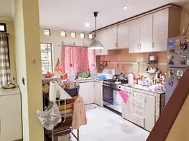 Dijual Rumah Cantik Murah di Metro permata 2