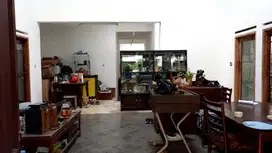 Dijual Rumah lama terawat di Jakarta Pusat