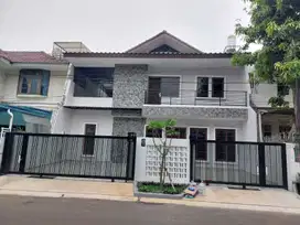 Luas Tanah 187 m2, Hadap Utara, Rumah di Kelapa Gading, Jakarta Utara