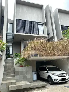 Rumah Di Jakarta Selatan 8019