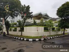 Dijual Rumah Hook Bagus Siap Huni  Di Bintaro Sektor 7