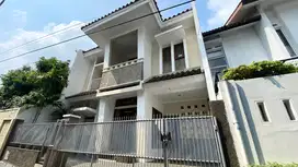 Turun Harga, Terbukti Bebas Banjir. Rumah Tinggal 2 Lantai Siap Huni