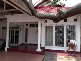 Rumah Luas di Kebon Jeruk Jakarta Barat