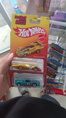 Hotwheels the hot ones