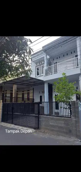 Rumah bagus lenteng agung jagakarsa sebrang UP 3 kmr 50jt/thn