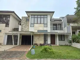 DISEWA RUMAH DI CLUSTER THE ATMOSPHERE, SENTUL CITY SSR457 A8/