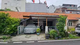 Dijual Rumah Cocok Untuk Kost atau Hunian di Jl Danau Dibawah Benhil