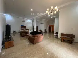 Rumah Luas Siap Huni Jalan Depan 2 Mobil Di Pulomas R1656