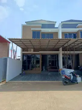 Di jual rumah baru strategis dalam cluster di gunung putri cibubur