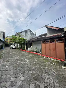 Dijual Tanah & Bangunan Rumah Dalam Perumahan Area Kampus UPN