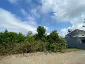 Dijual Tanah Lokasi Strategis di jl. Dharmawangsa - Jimbaran.