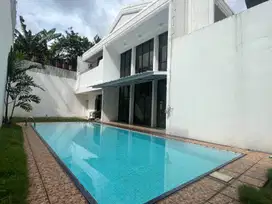 Rumah Siap Huni di Mampang Jakarta Selatan