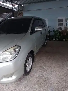 Toyota Kijang Innova 2009 Diesel