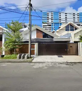 Dharmahusada indah jual rumah lokasi perumahan elite depan galaxy mall
