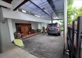 Rumah Bagus Luas Asri di Komplek BuMn Kemanggisan Slipi Jakarta Barat