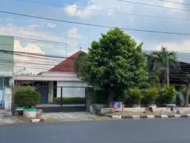 Jual Rumah Tengah Kota Di DR Cipto Semarang