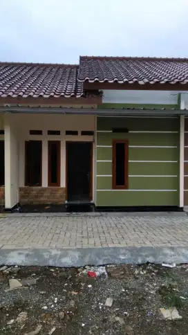 Dijual rumah  LB 35, LT 42m2 di SBJ Bubulak