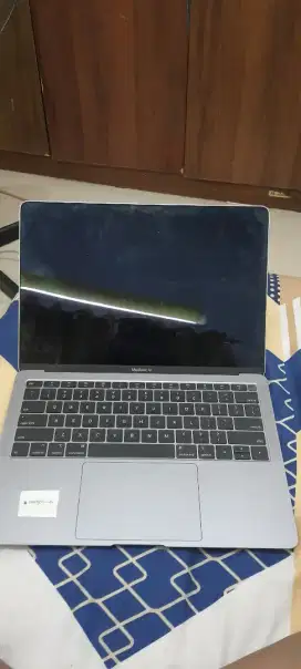 Jual MacBook Air 13 2018