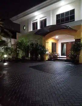 Grab It Fast Rumah Usaha Luas & Mewah Banting Harga Raya Kertajaya