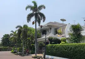 Luas 786 m2, Posisi Hook, Bukit Gading Villa, Rumah di Kelapa Gading,