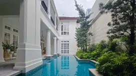 Dijual Rumah Mewah Di Mega Kuningan Dengan Lift Pribadi