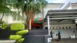 Rumah Cantik 2 Lantai di Kota Wisata Cibubur