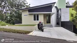 Di sewakan rumah view gunung dan bukit halaman  luas Sentul city