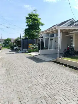 HANYA 1 RUMAH AJA, MURAH 2 KAMAR TIDUR DI BELAKANG MARGAHAYU RAYA