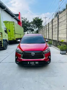 Innova Venturer 2.4 AT Diesel Matic 2021 Langka Merah Metalik