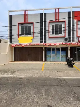 Ruko 2 Lantai di Cipadu Siap Pakai