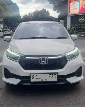 Dijual Cepat Honda Brio Satya Matik tipe E CVT tahun 2023