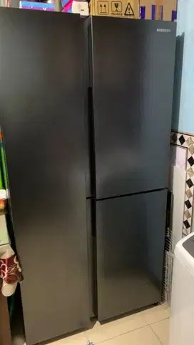 KULKAS SAMSUNG 3 PINTU