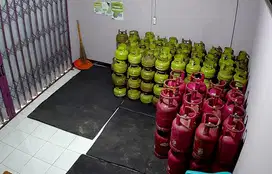 Dicari karyawan yang bisa nyetir mobil pickup untuk jualan gas elpiji