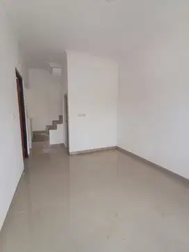 Dijual Rumah 2 Lantai Dekat Pratiwi School