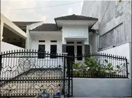 Rumah cantik di Bukit Rivaria Sawangan, Depok