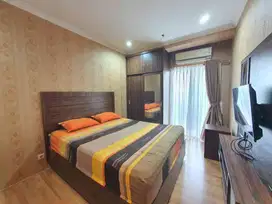 Sewa Signature Park Tebet Studio Hadap Kolam Full Furnished