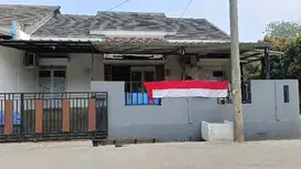 Rumah Hook dengan 4 kamar 10 menit ke Tol  Pamulang