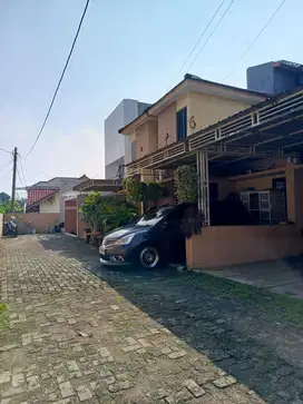 Dijual Rumah Dalam Cluster Exclusive dikukusan beji dekat dengan UI