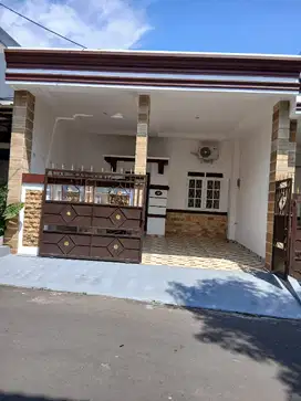 DIJUAL RUMAH BAGUS SIAP HUNI DI VICTORIA SENTUL CITY SSR758 A27
