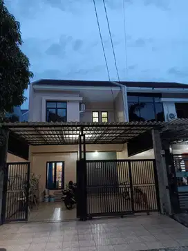 Dijual Rumah di Taman Royal 1 Mahoni, Kota Tangerang