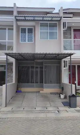 Rumah Palm Blossom (Ukuran 4x12 m)