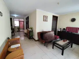 Dijual Rumah di Kebon Jeruk Baru, Harga Rp. 2,4 M