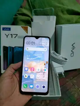 Jual murah Vivo Y17 ram 8/256 Nominus Fullset