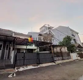 Rumah Kelapa Kopyor Barat, Kelapa Gading, Jakarta Utara