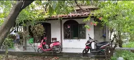 Dijual tanah berikut kantor, kios, rumah di Jakarta Utara