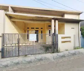 Rumah Kuning Harga Miring Tetangganya Bening